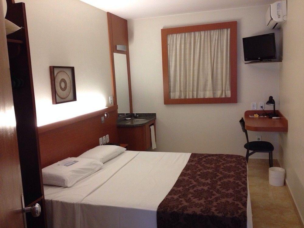 Orion Hotel Itumbiara Buitenkant foto