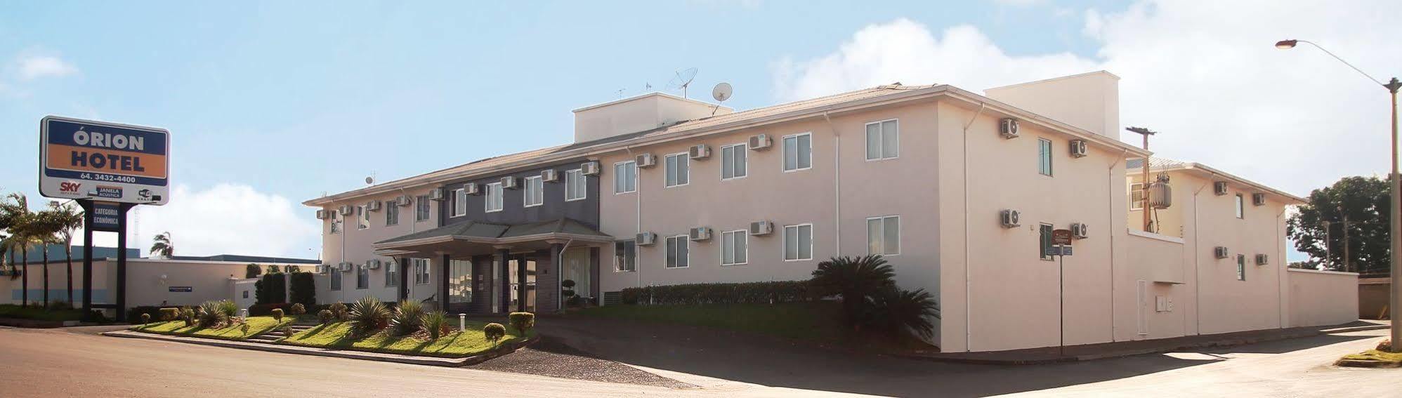 Orion Hotel Itumbiara Buitenkant foto