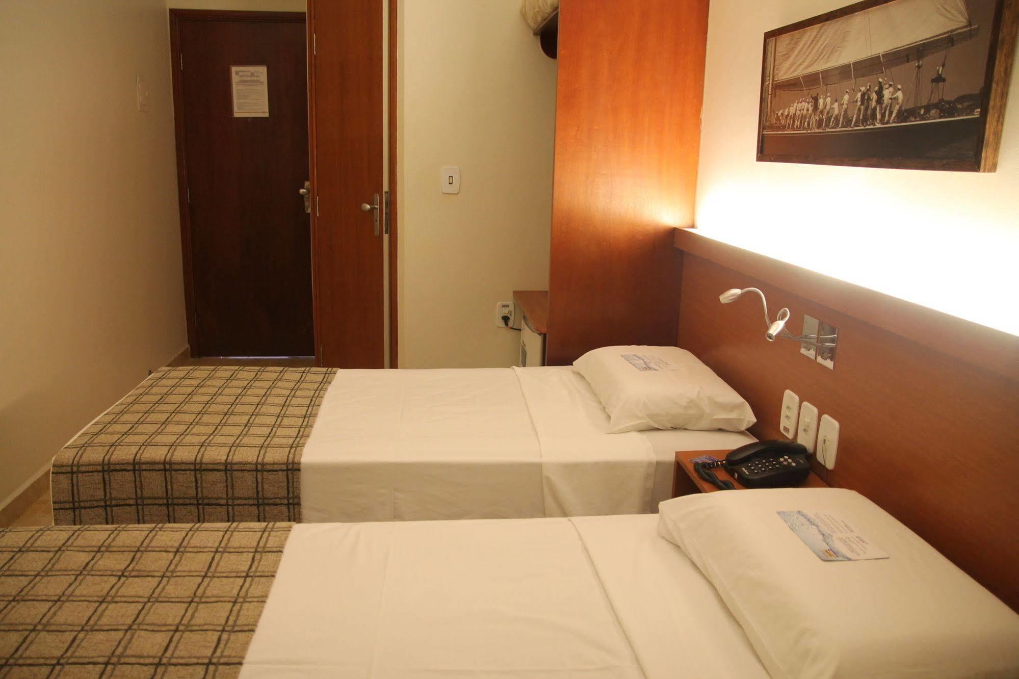 Orion Hotel Itumbiara Buitenkant foto